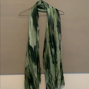 Wilfred Dimanche Scarf